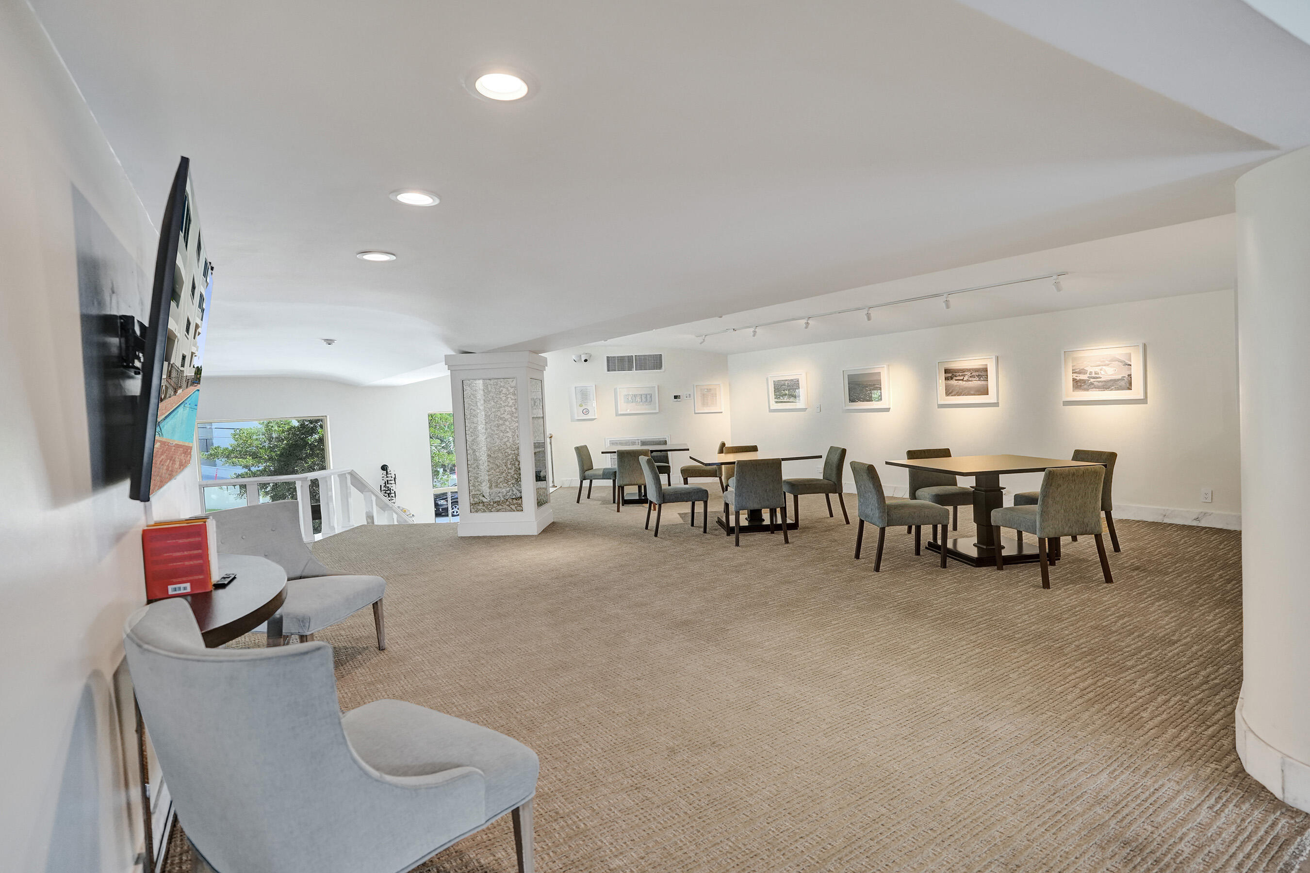 333 SUNSET Drive 401