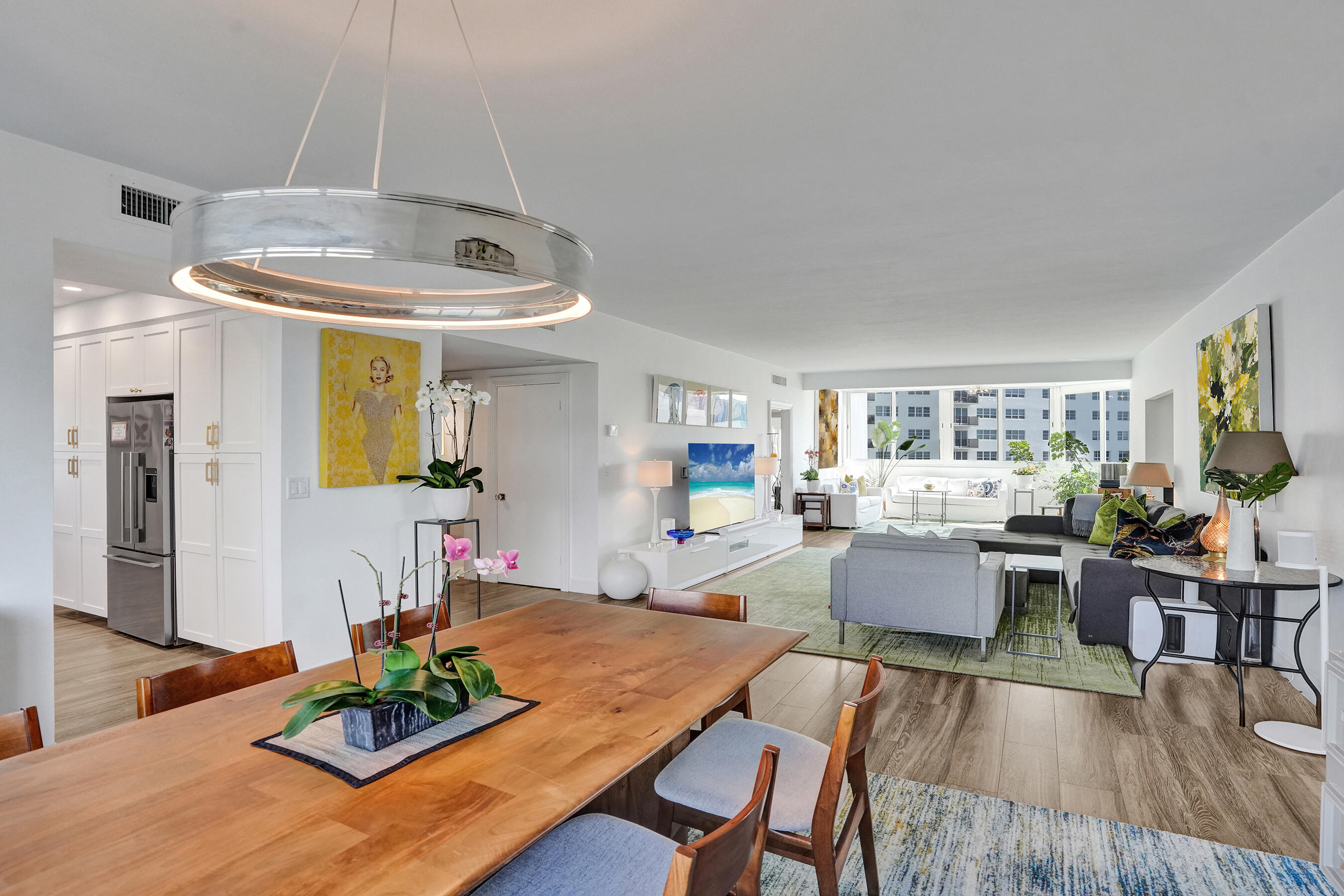333 SUNSET Drive 401
