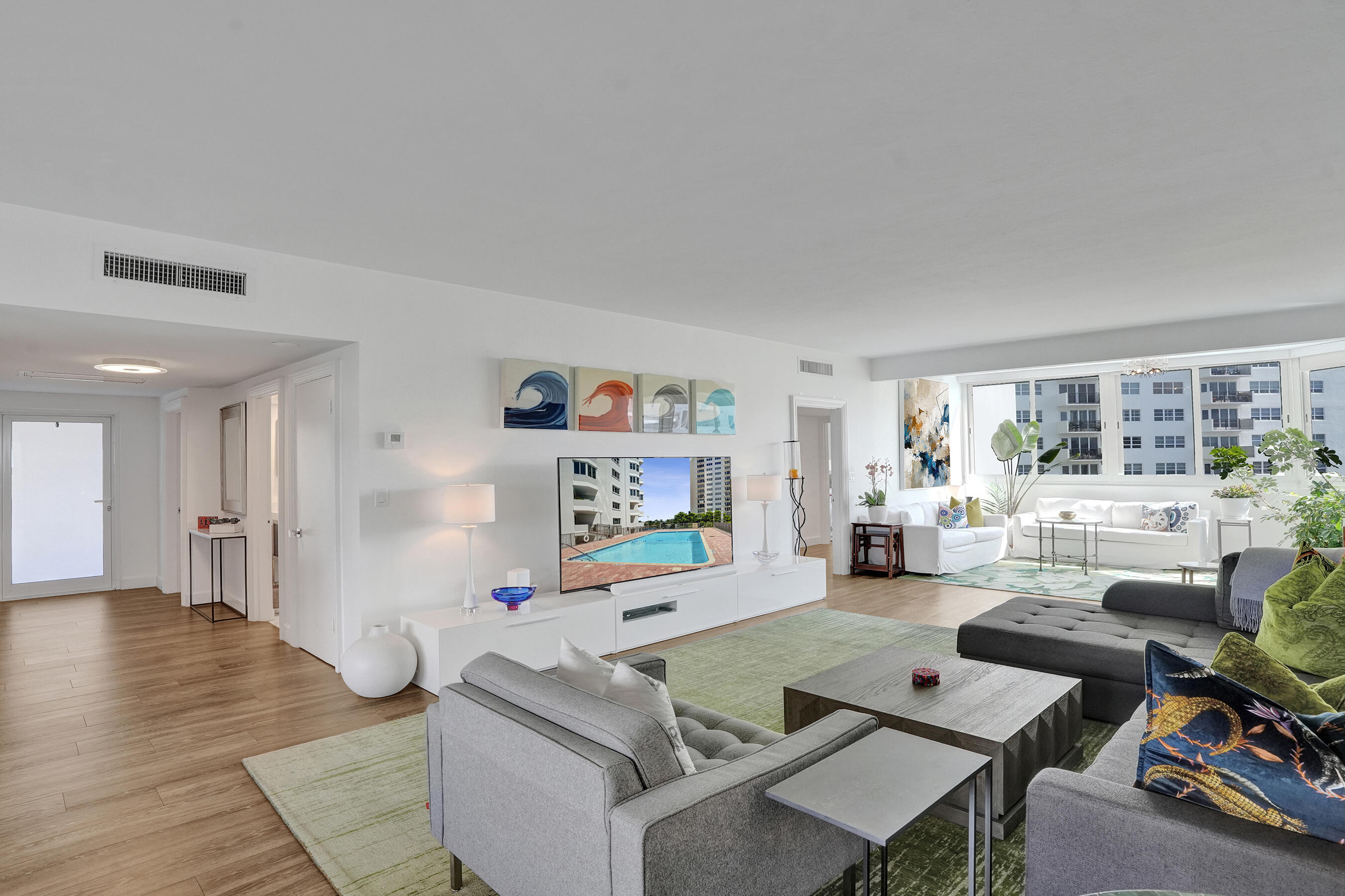333 SUNSET Drive 401