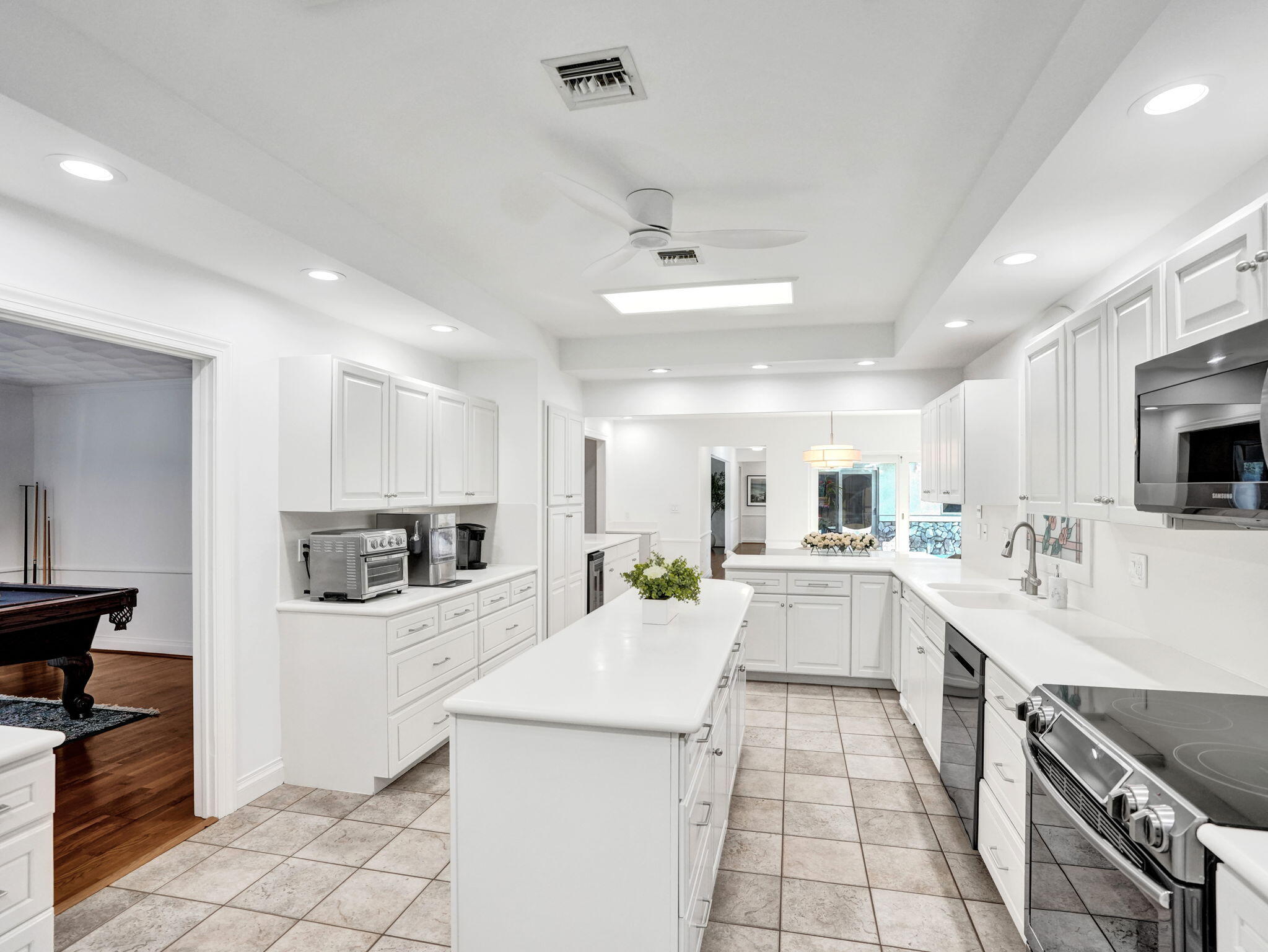 2600 NE 21st Street
