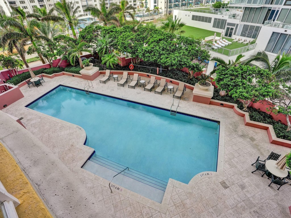 2110 N Ocean Blvd 7-A