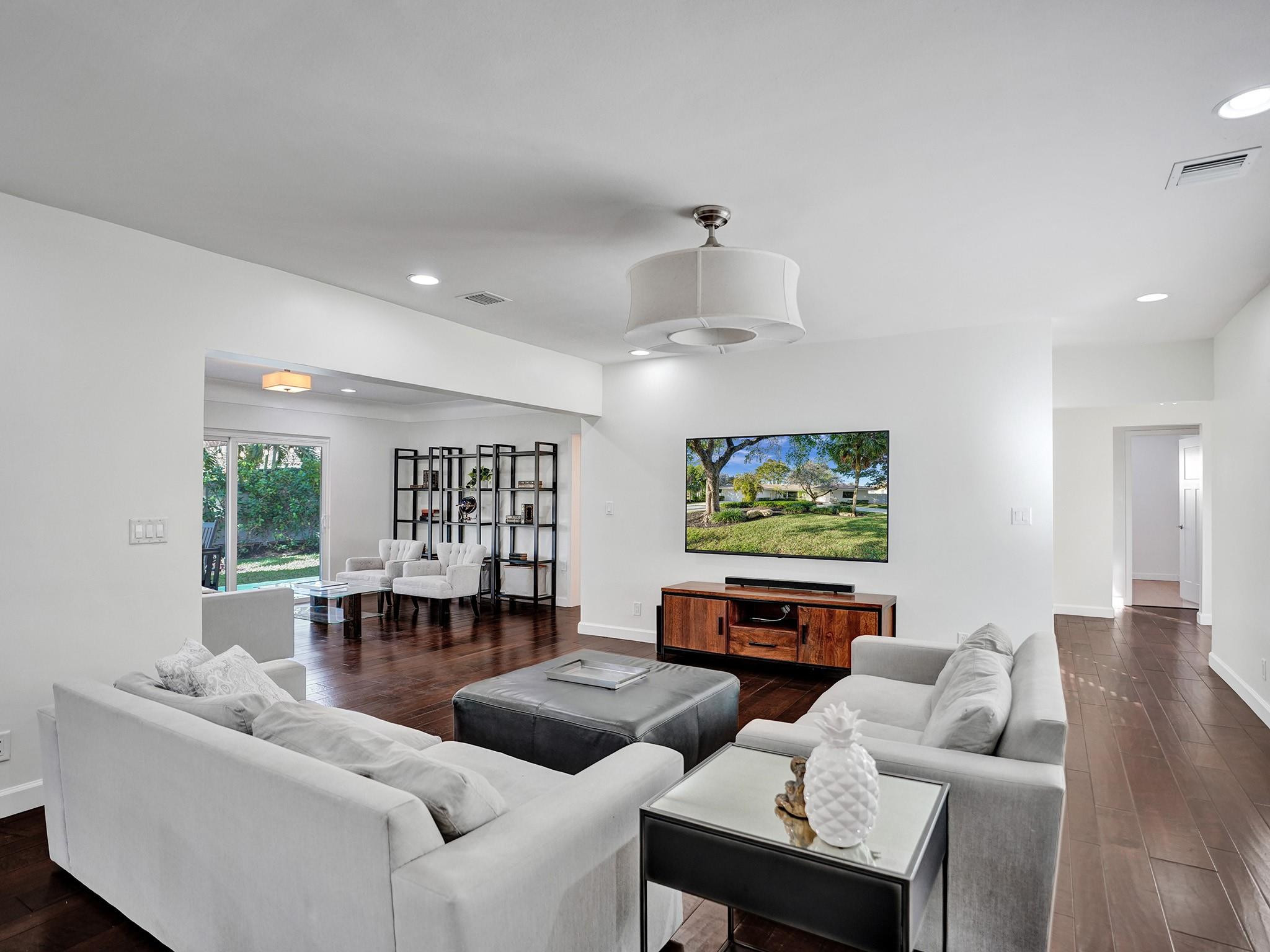 5 Gatehouse Rd