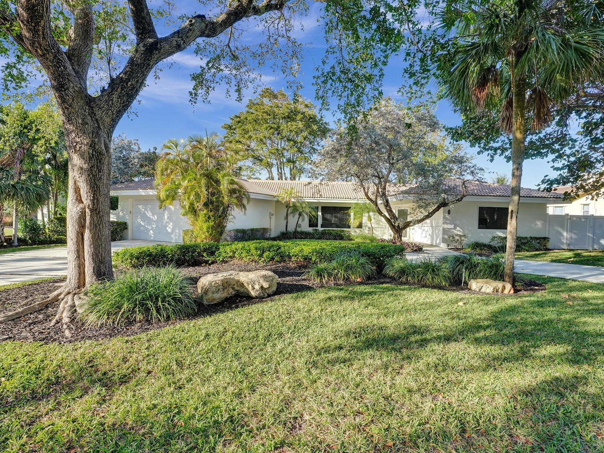 5 Gatehouse Rd