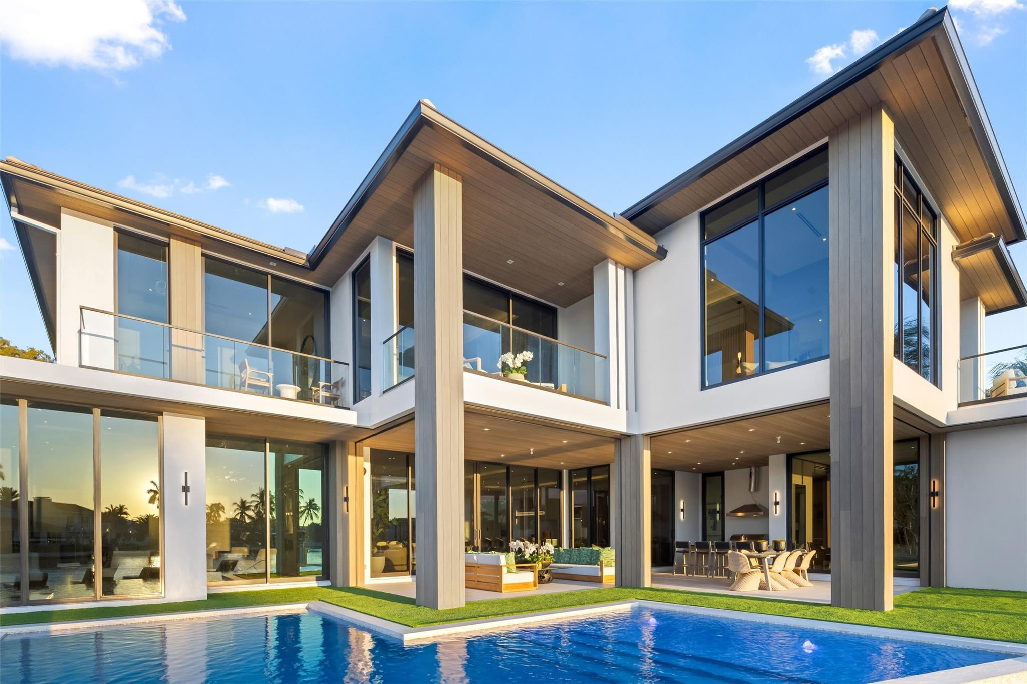 32 Seneca Rd