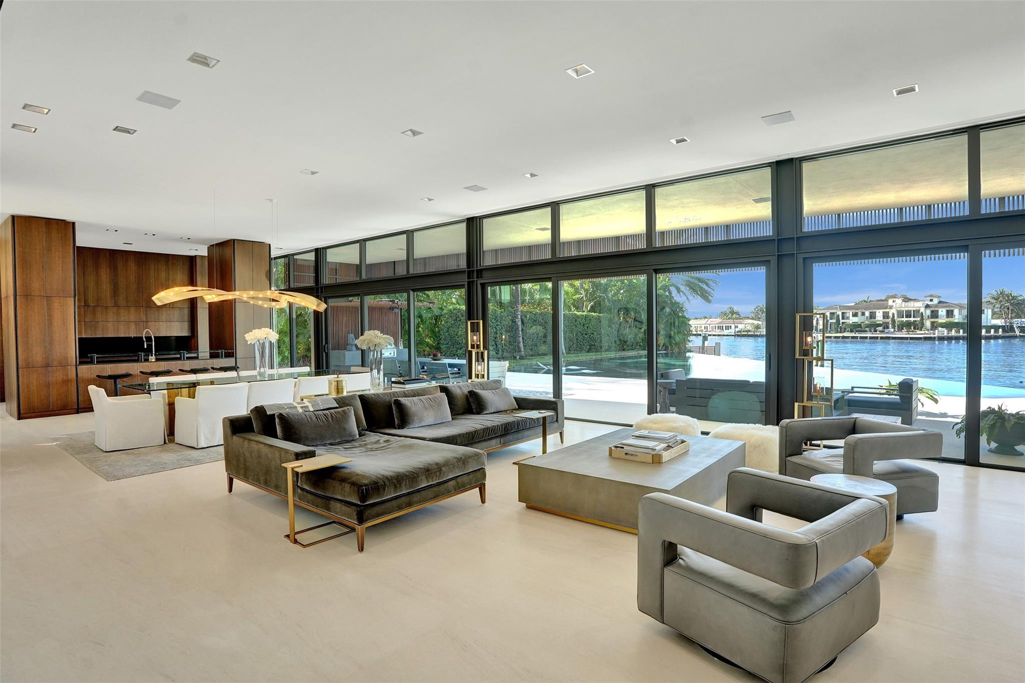28 Minnetonka Rd