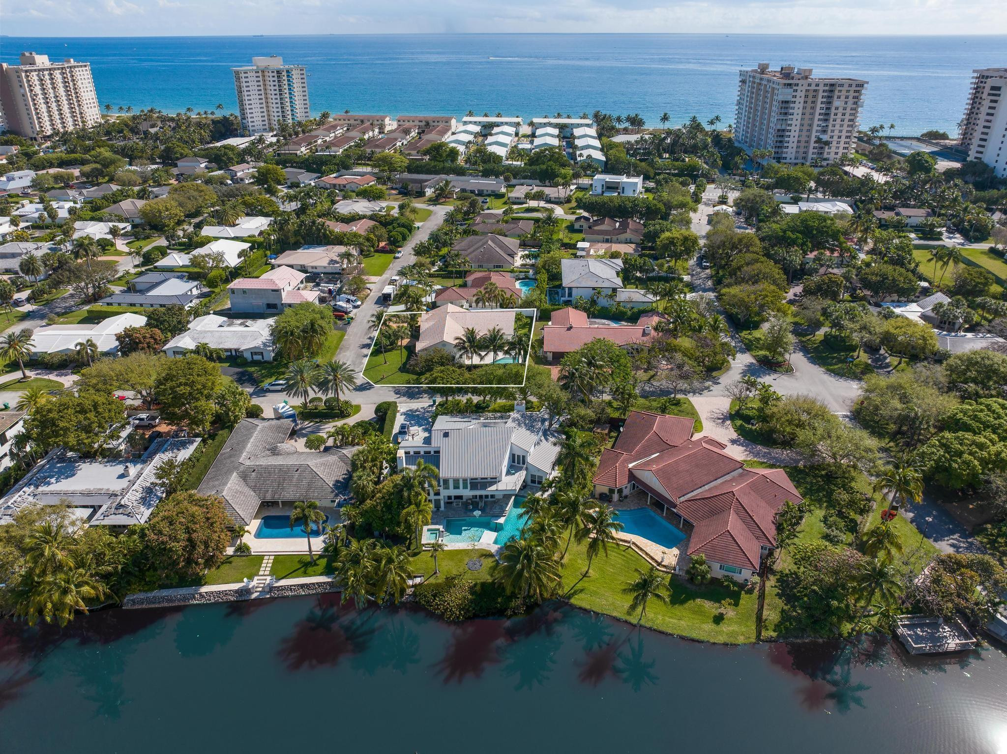 8 Oneida Ln