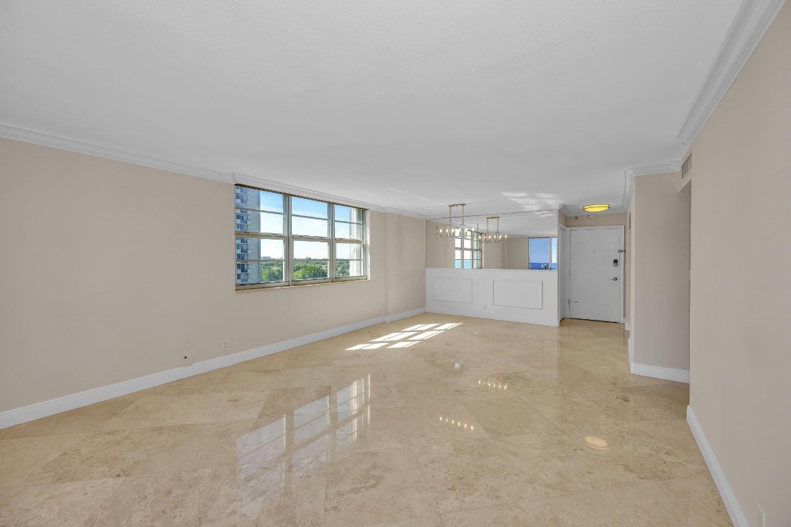 1900 S Ocean Blvd 6S