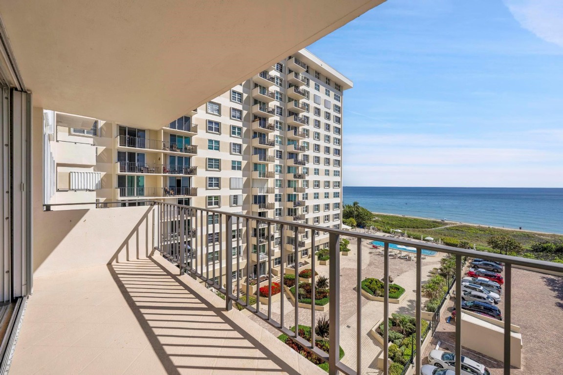 1900 S Ocean Blvd 6S