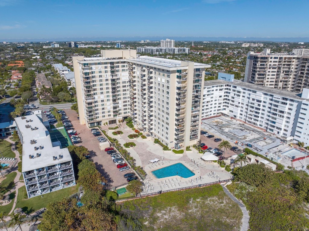 1900 S Ocean Blvd 6S