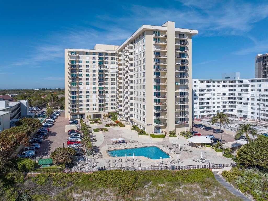 1900 S Ocean Blvd 6S