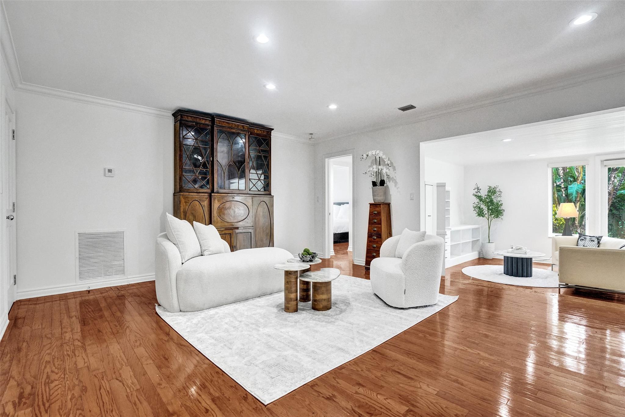 4 Gatehouse Rd