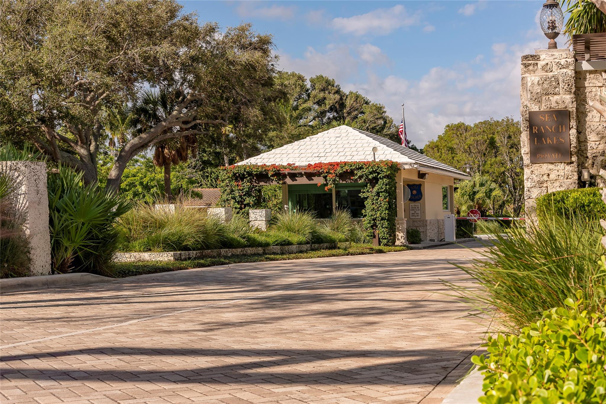 4 Gatehouse Rd