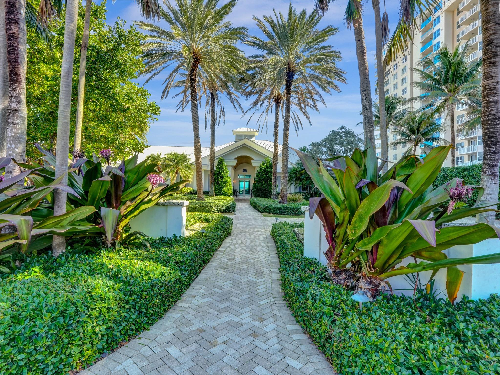 4 Gatehouse Rd