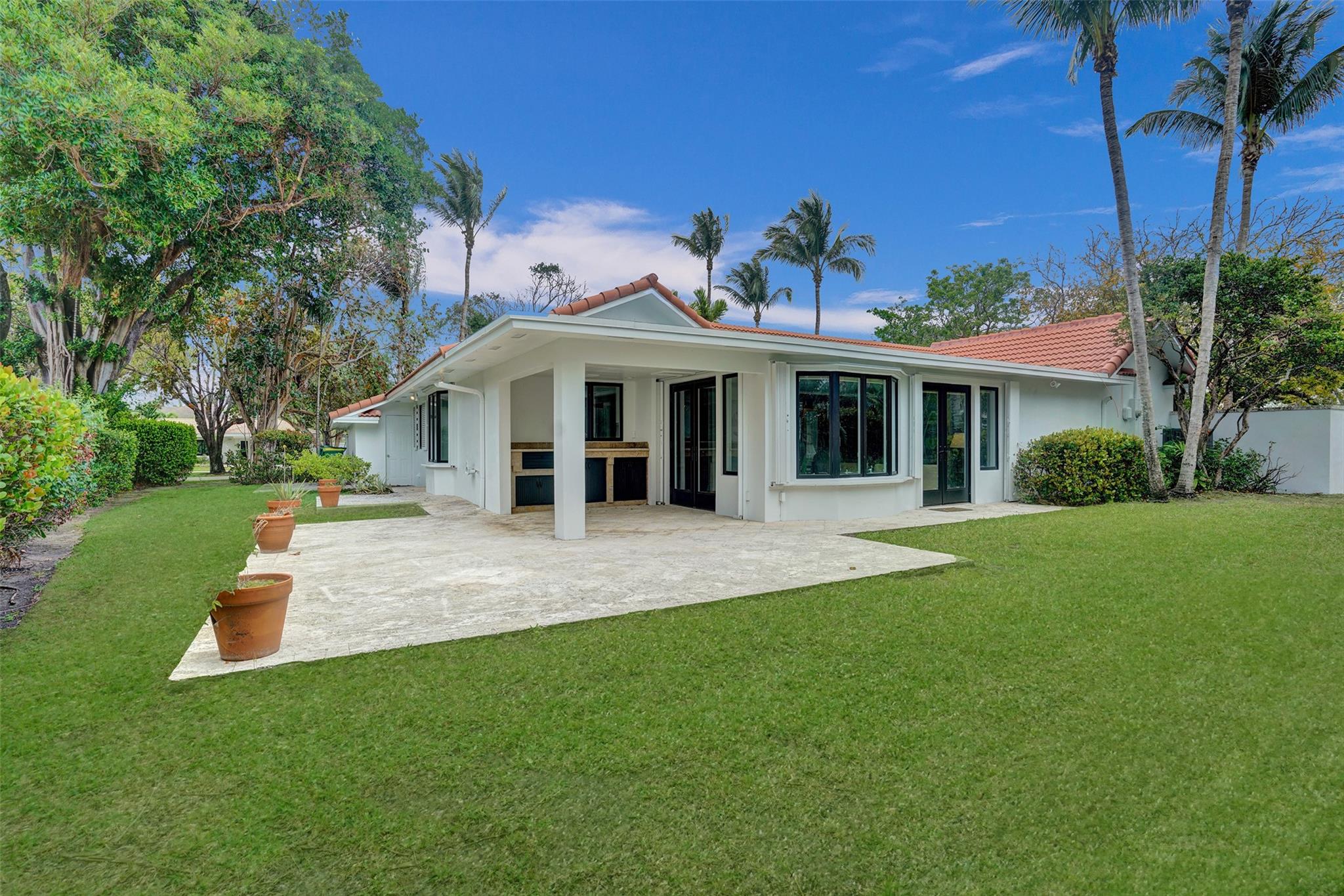 4 Gatehouse Rd