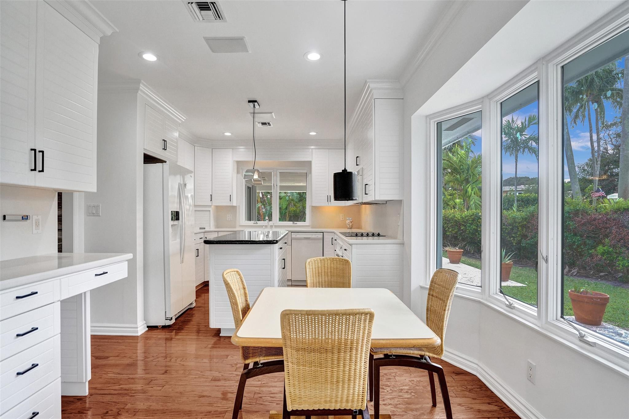 4 Gatehouse Rd