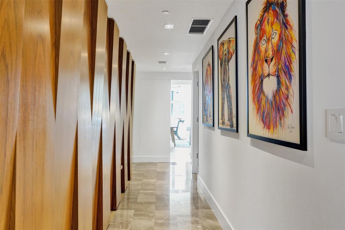 3301 NE 183rd St 1106