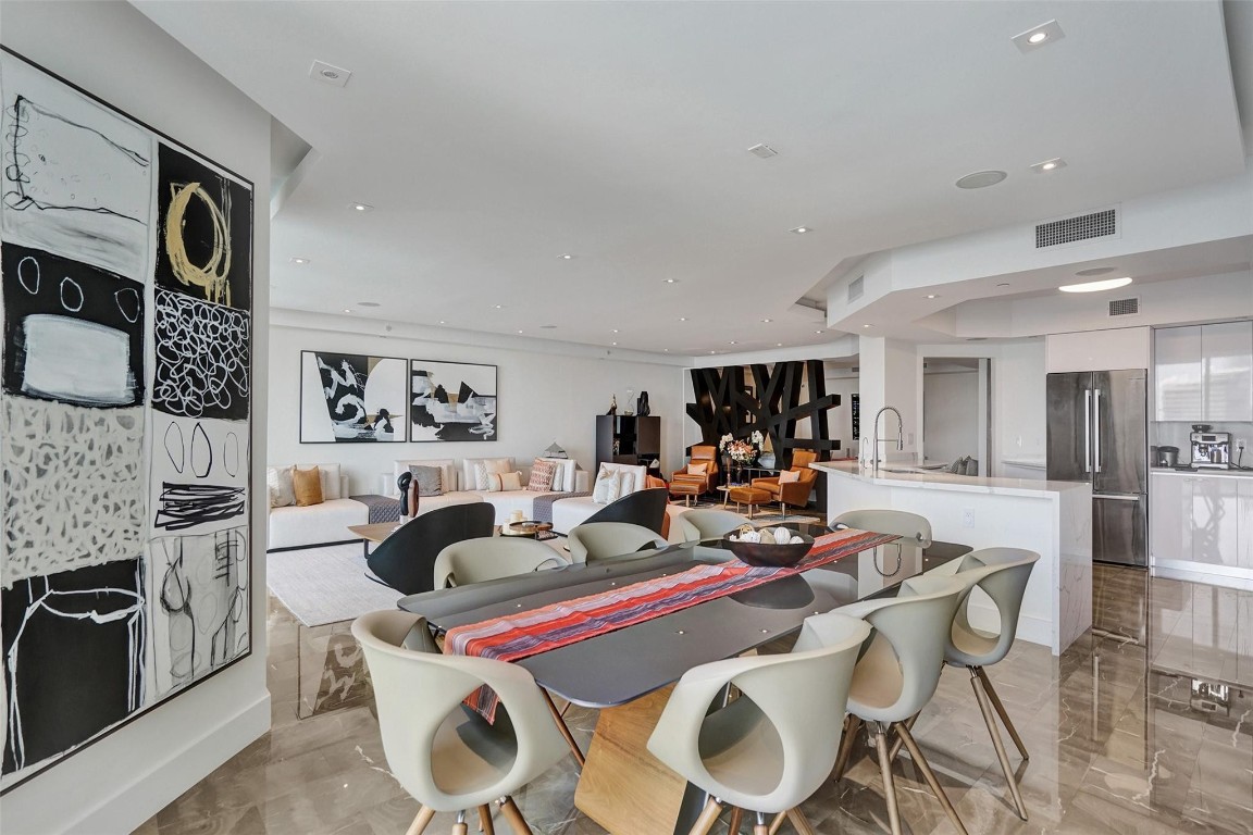 3301 NE 183rd St 1106