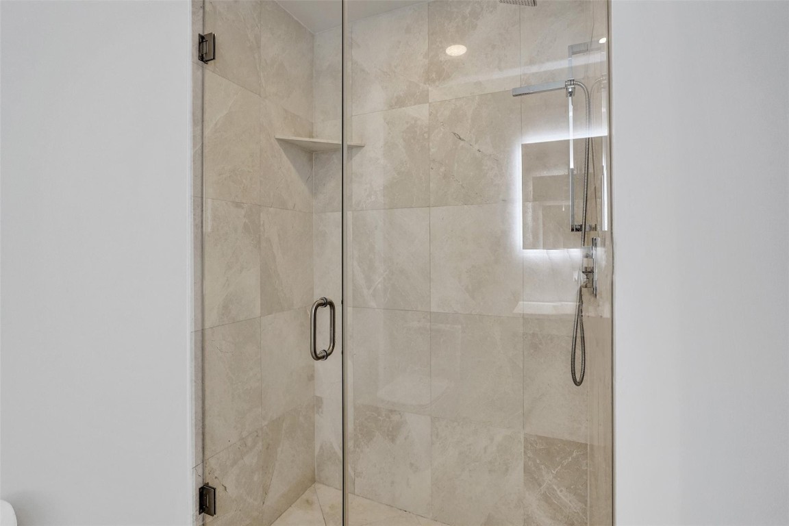 3301 NE 183rd St 1106