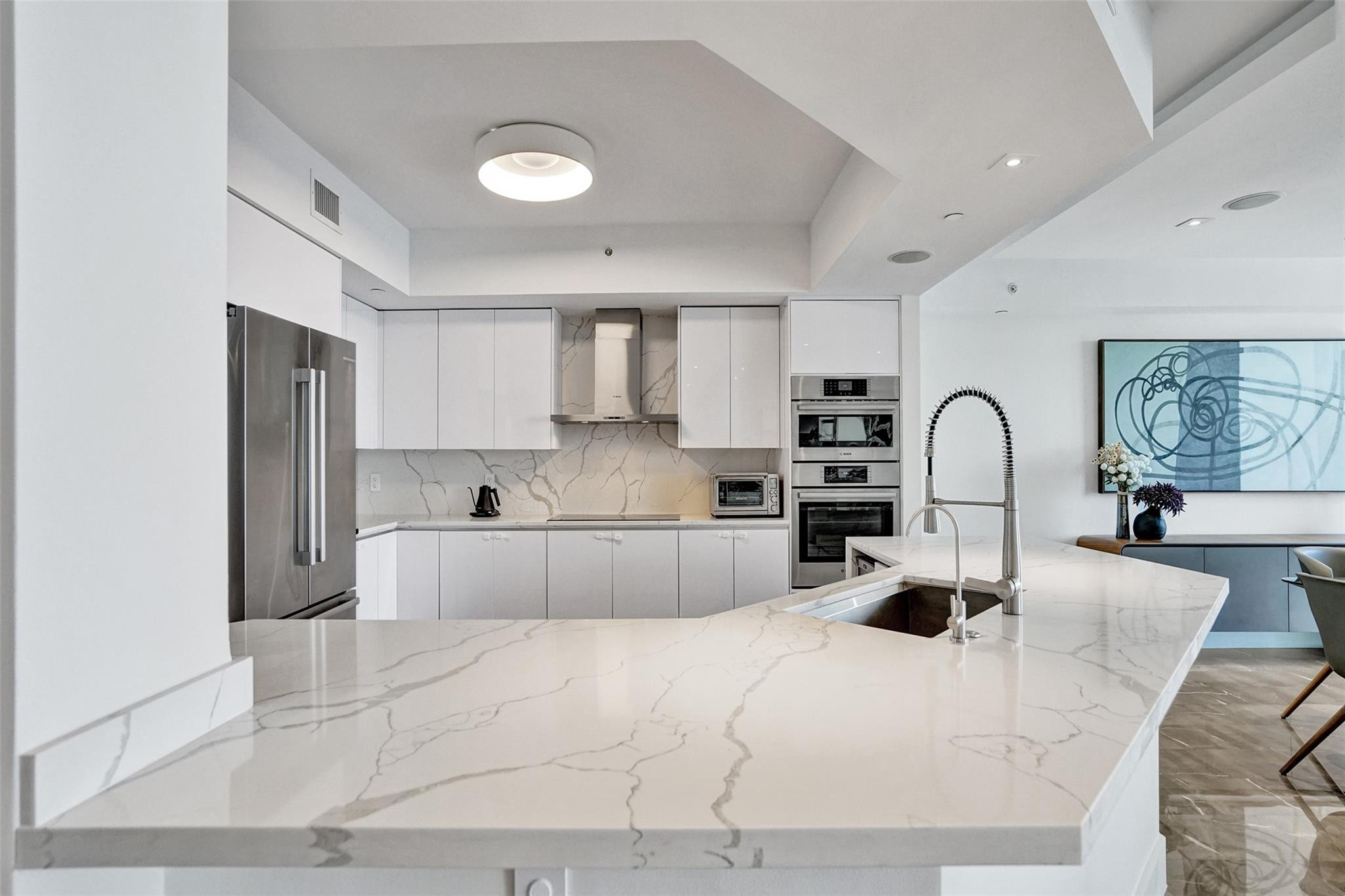 3301 NE 183rd St 1106