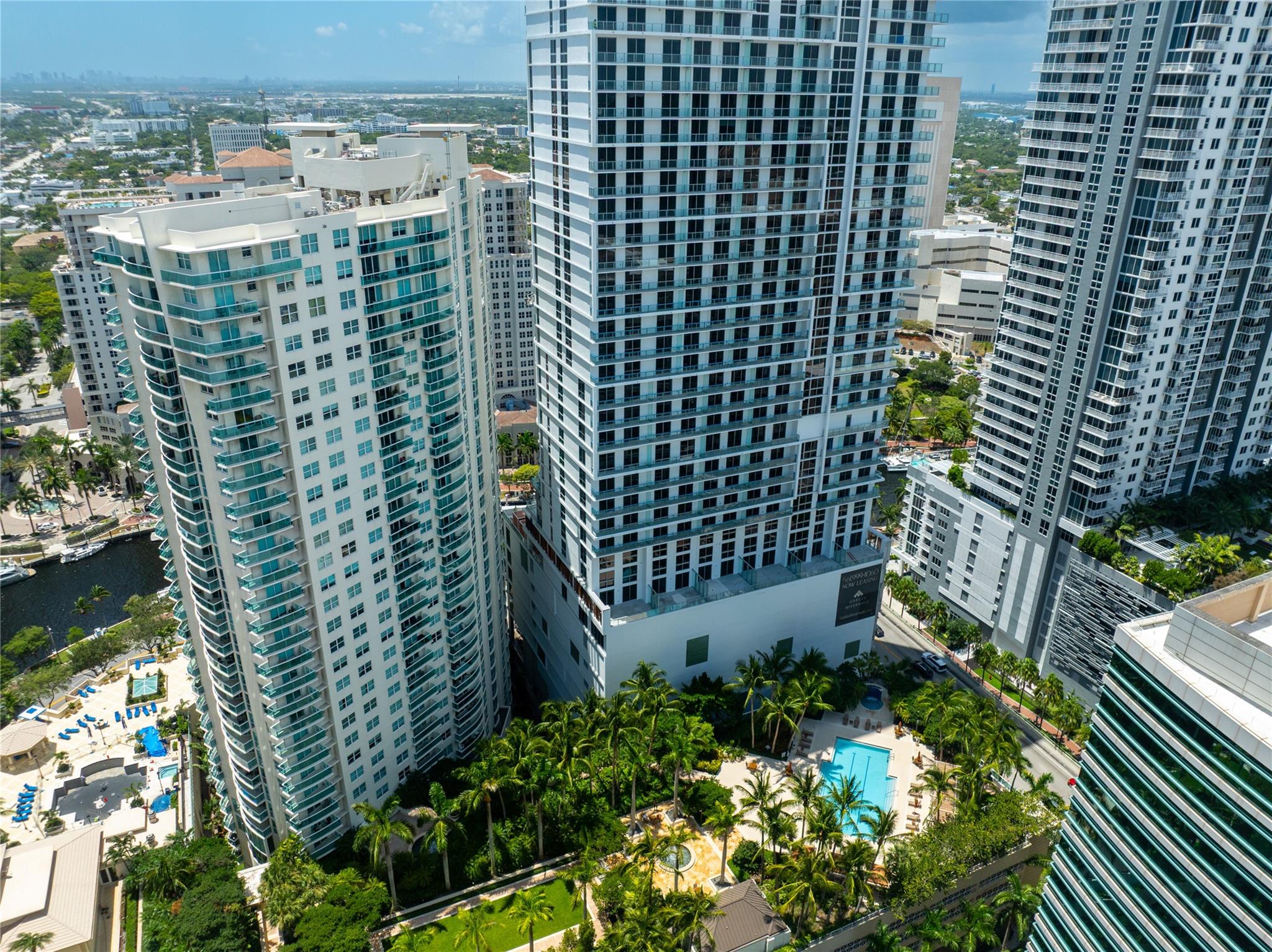 347 N New River Dr 2808