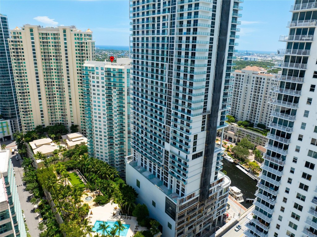 347 N New River Dr 2808