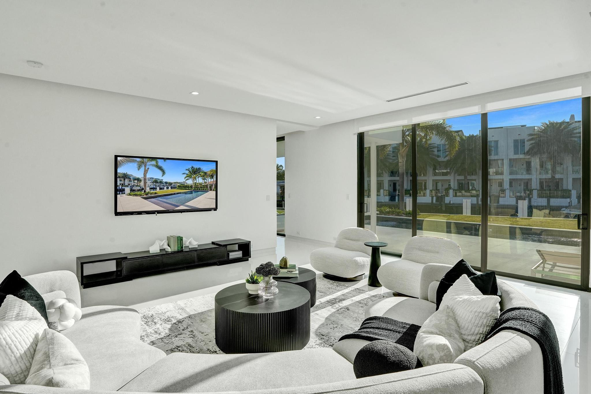 4232 E Tradewinds Ave