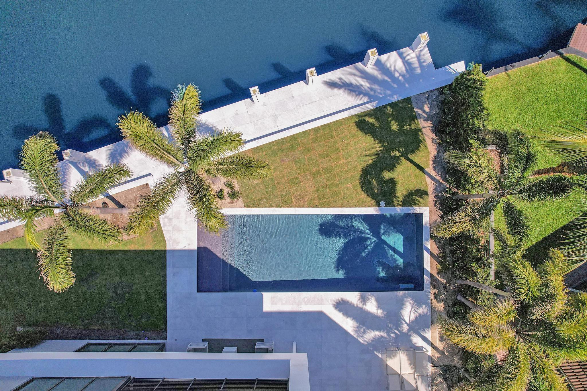 4232 E Tradewinds Ave