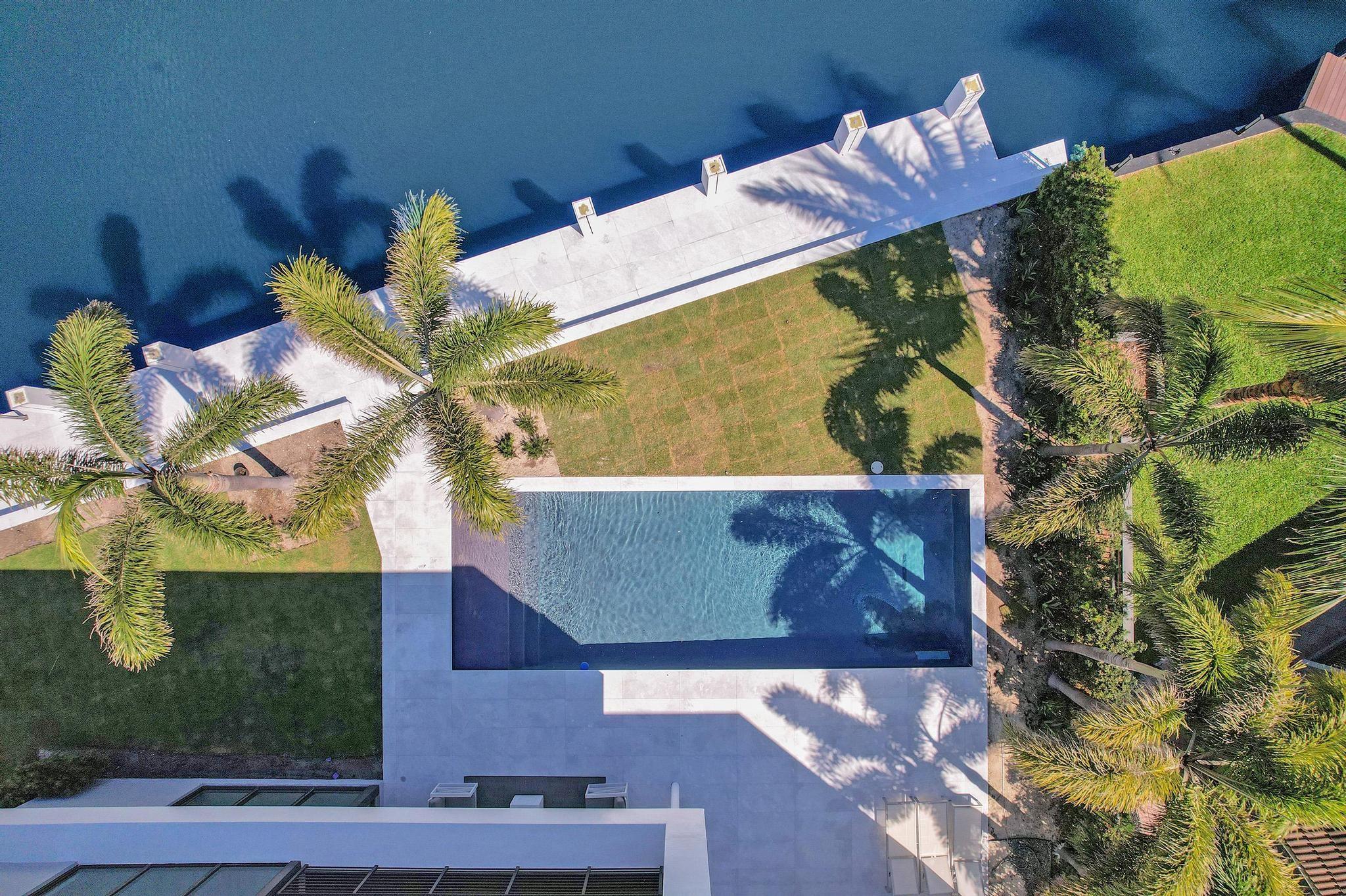 4232 E Tradewinds Ave