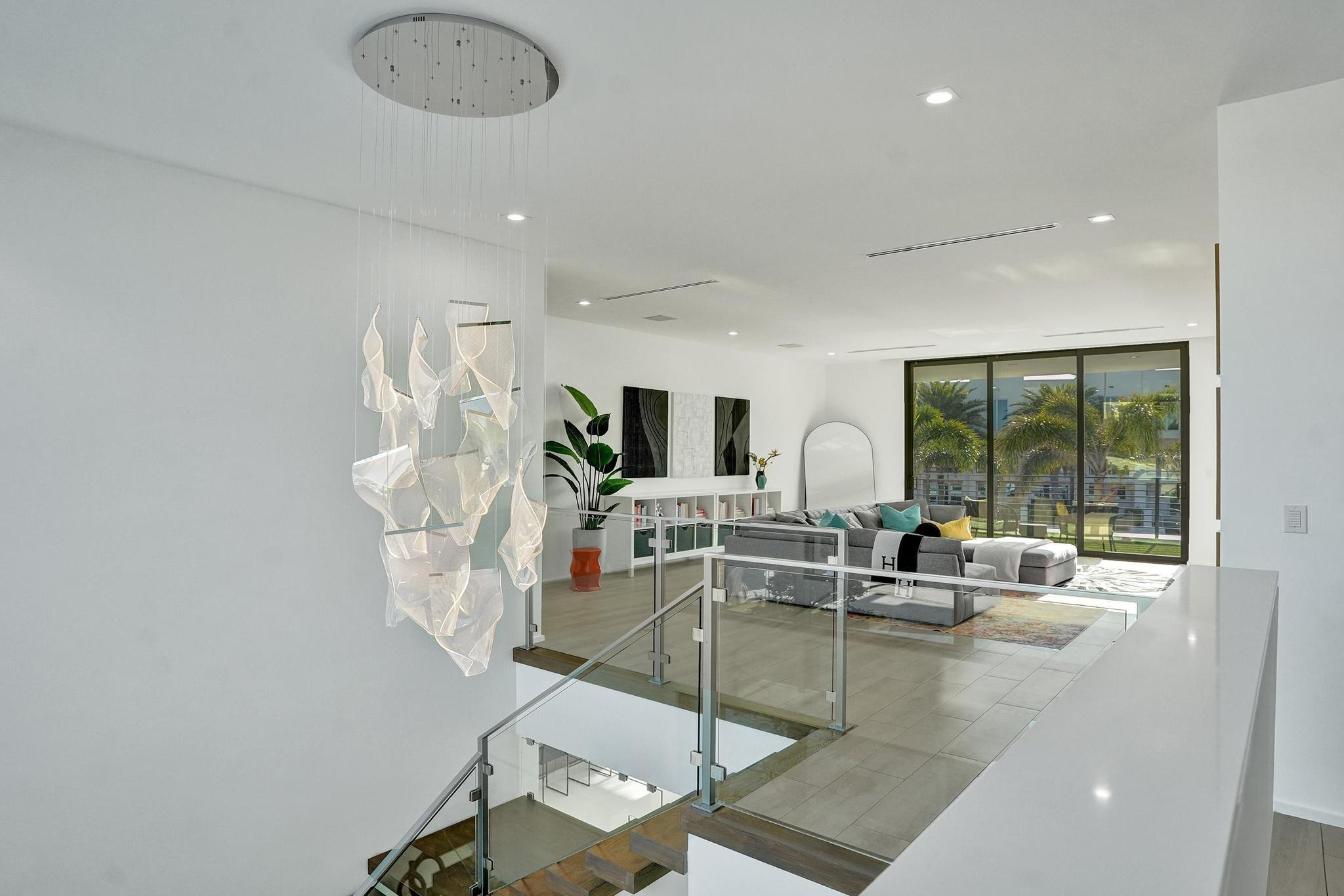 4232 E Tradewinds Ave