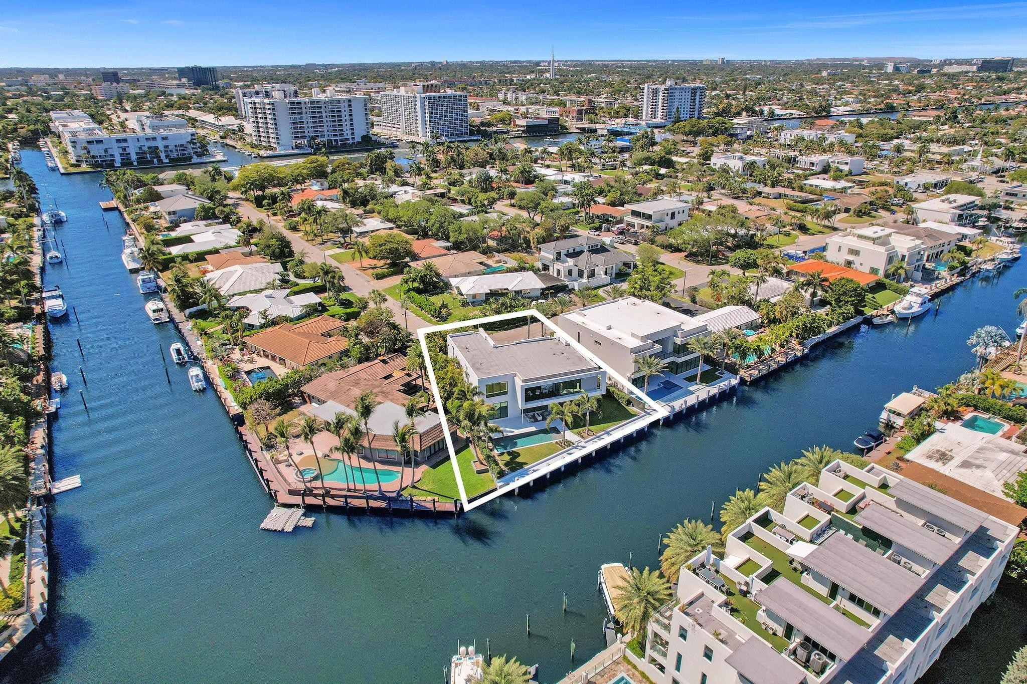 4232 E Tradewinds Ave