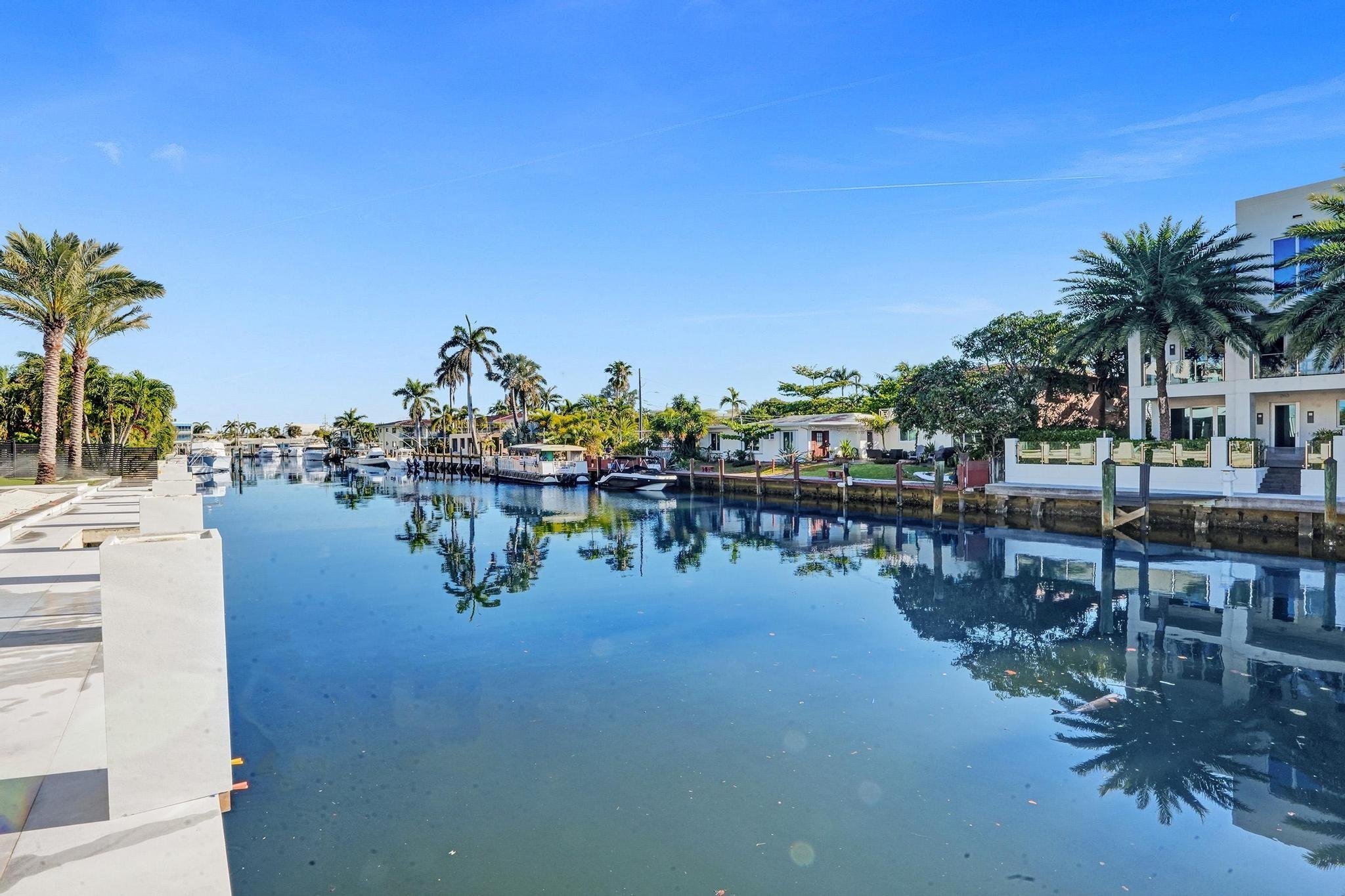 4232 E Tradewinds Ave