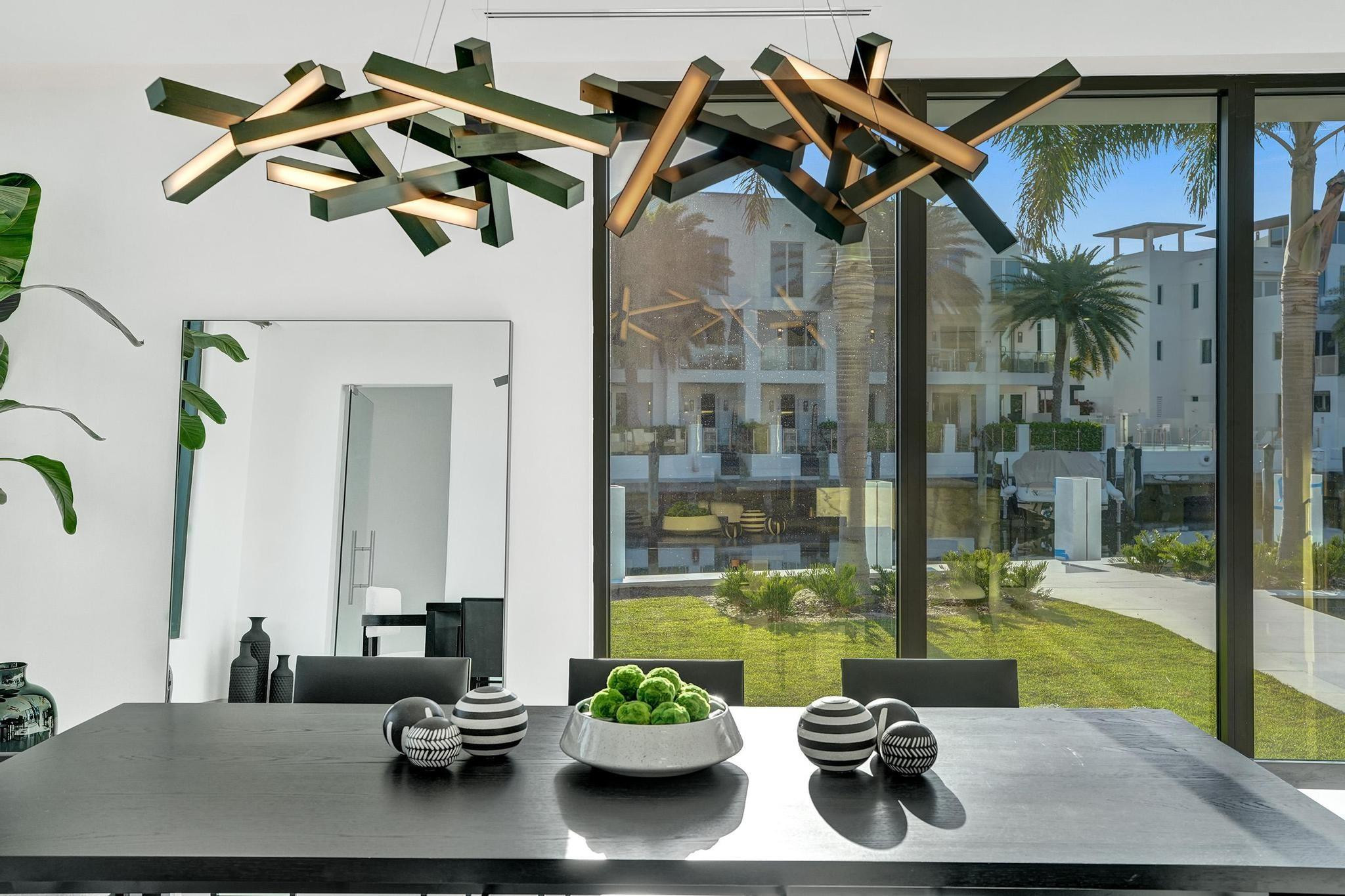 4232 E Tradewinds Ave