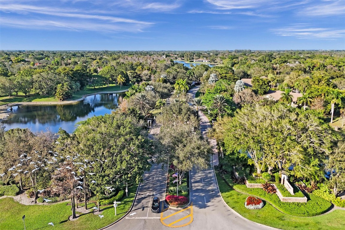 7811 E Upper Ridge Dr