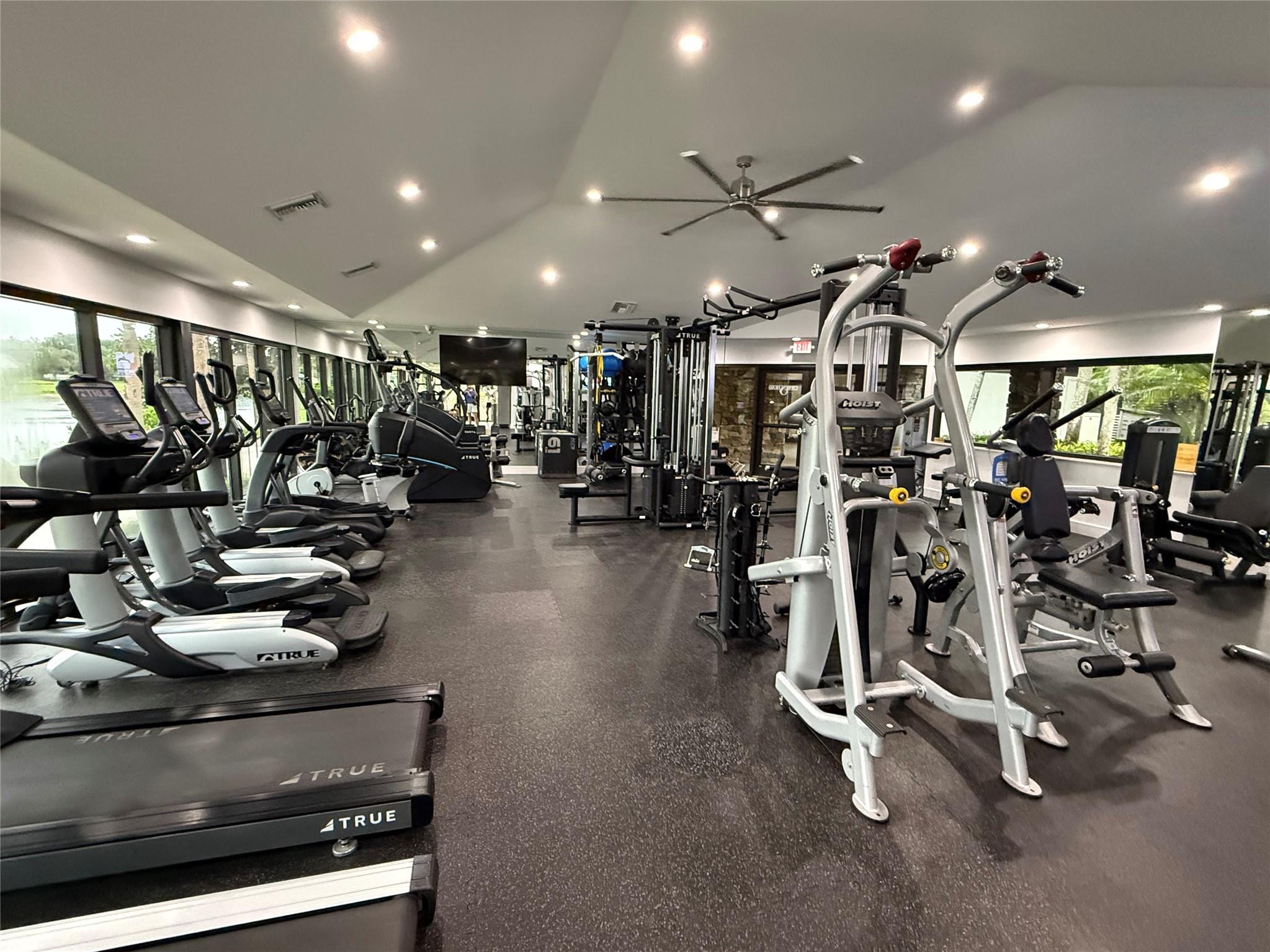 7811 E Upper Ridge Dr