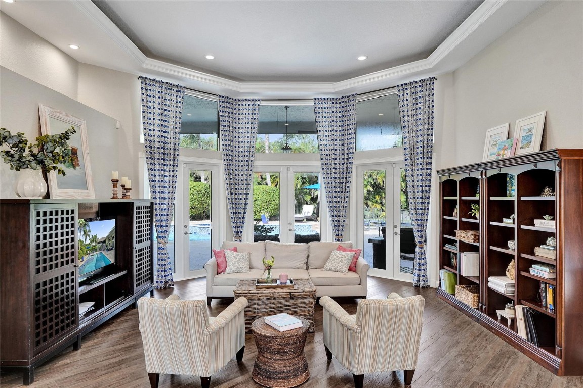 7811 E Upper Ridge Dr