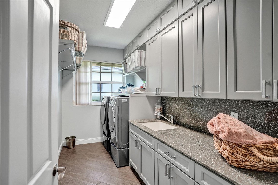 7811 E Upper Ridge Dr