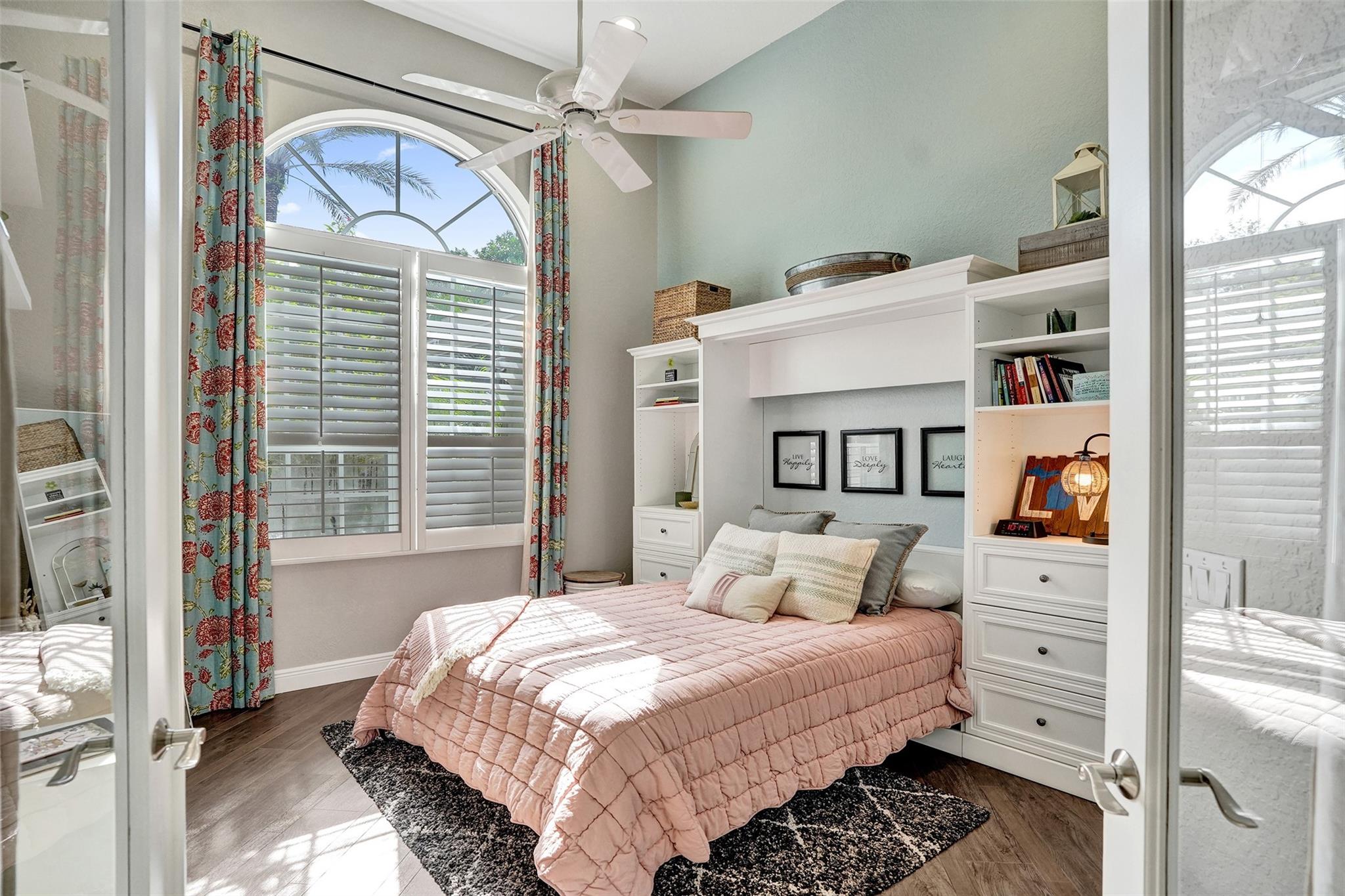 7811 E Upper Ridge Dr