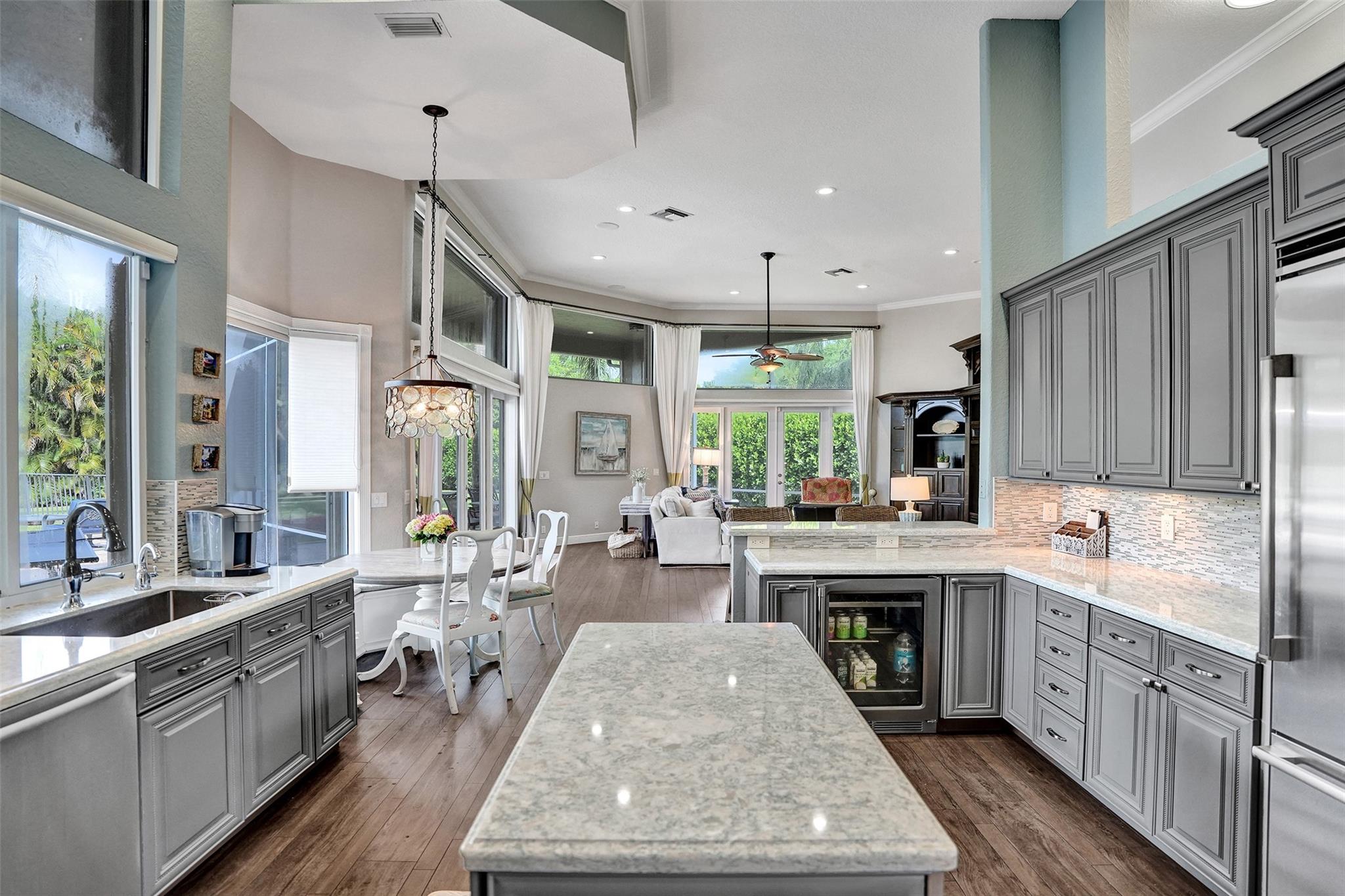 7811 E Upper Ridge Dr