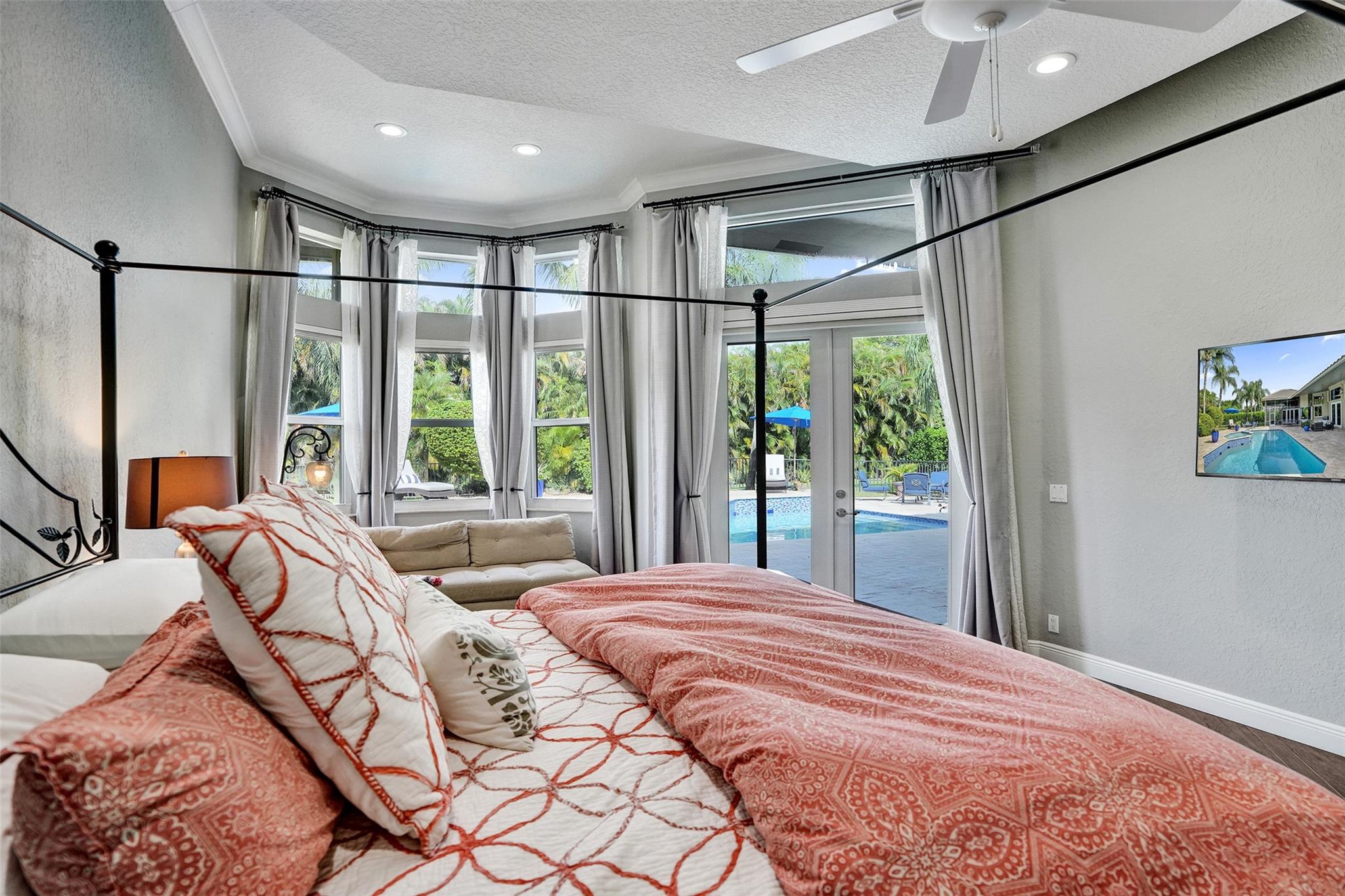 7811 E Upper Ridge Dr