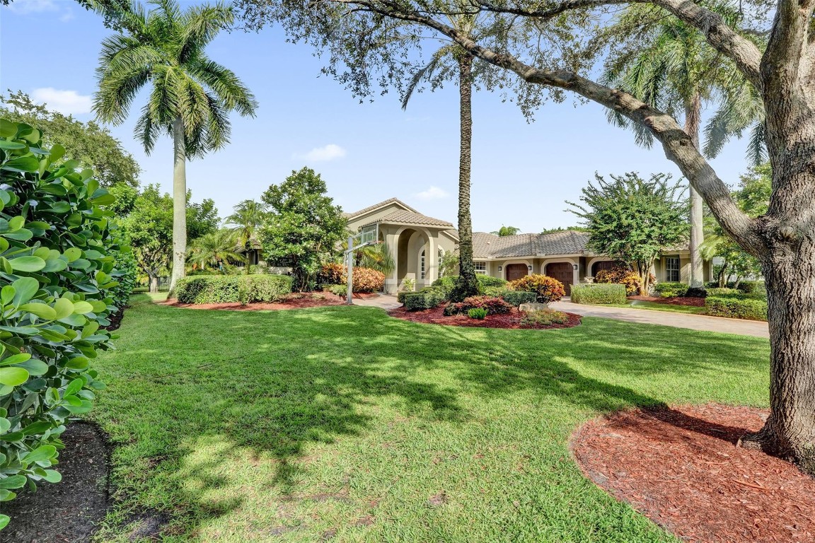 7811 E Upper Ridge Dr