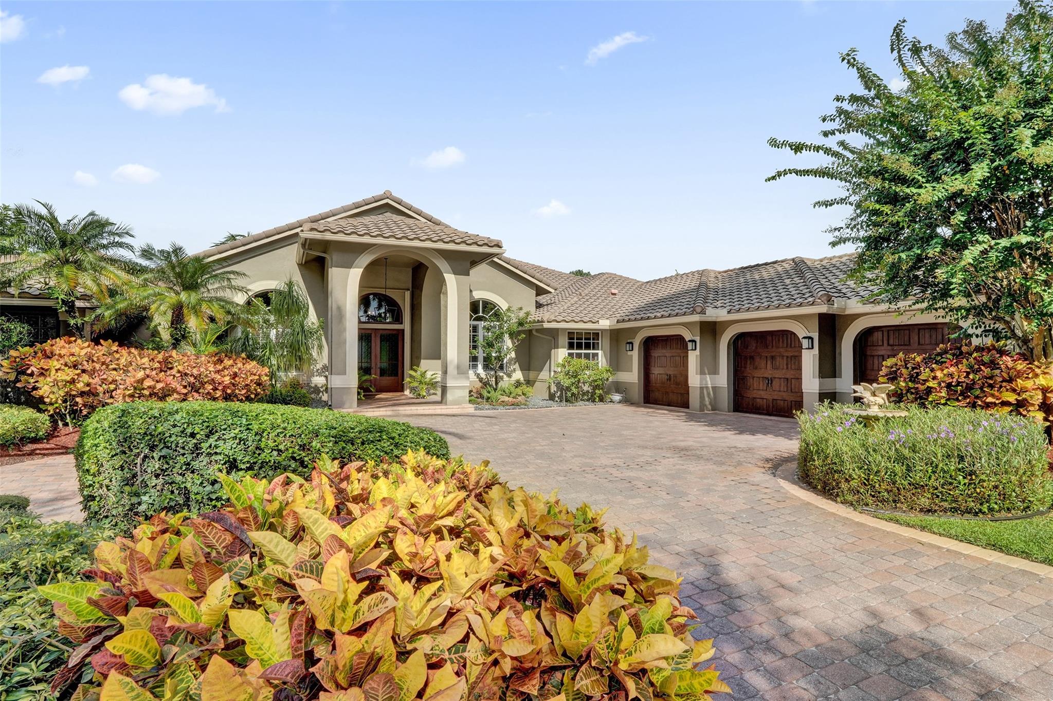 7811 E Upper Ridge Dr