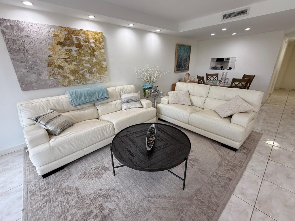 5300 NE 24th Ter 525c