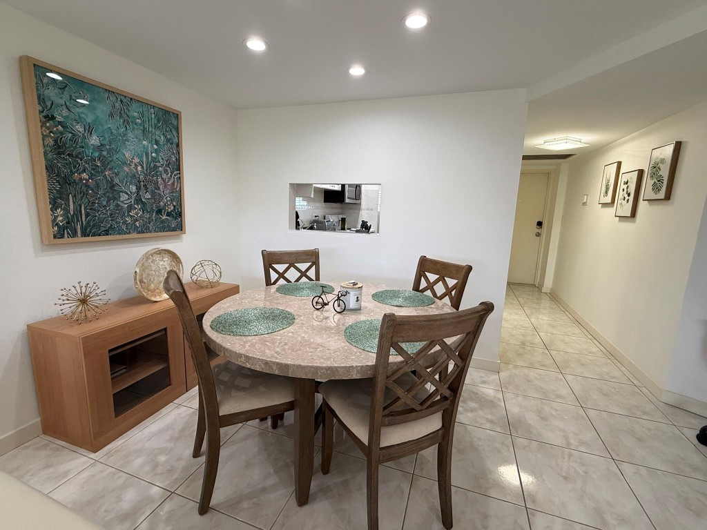 5300 NE 24th Ter 525c