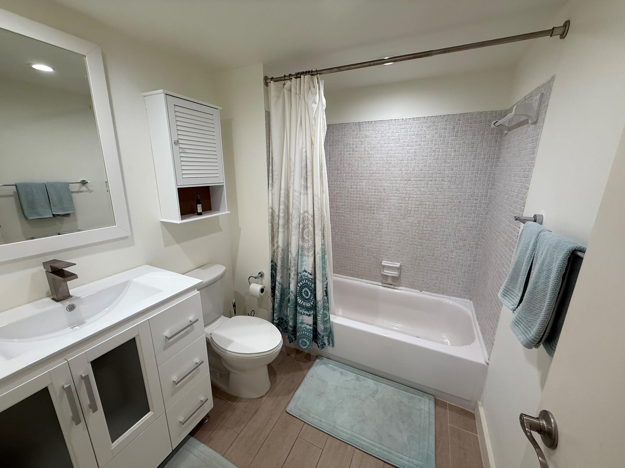 5300 NE 24th Ter 525c