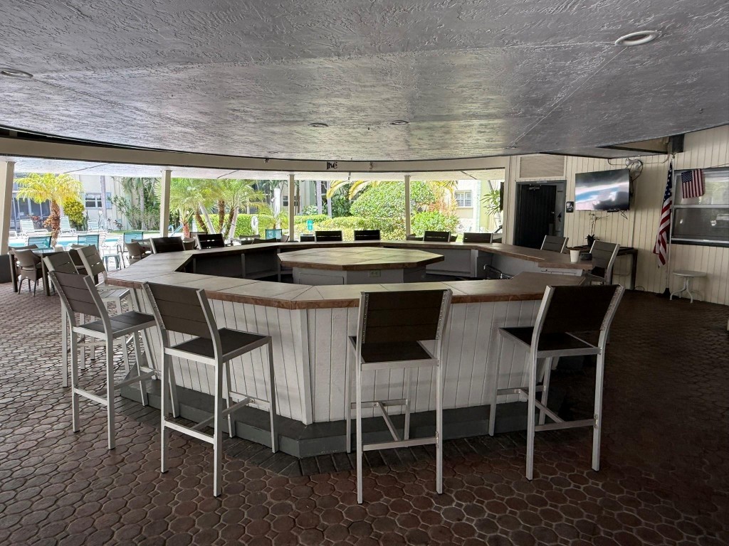 5300 NE 24th Ter 525c