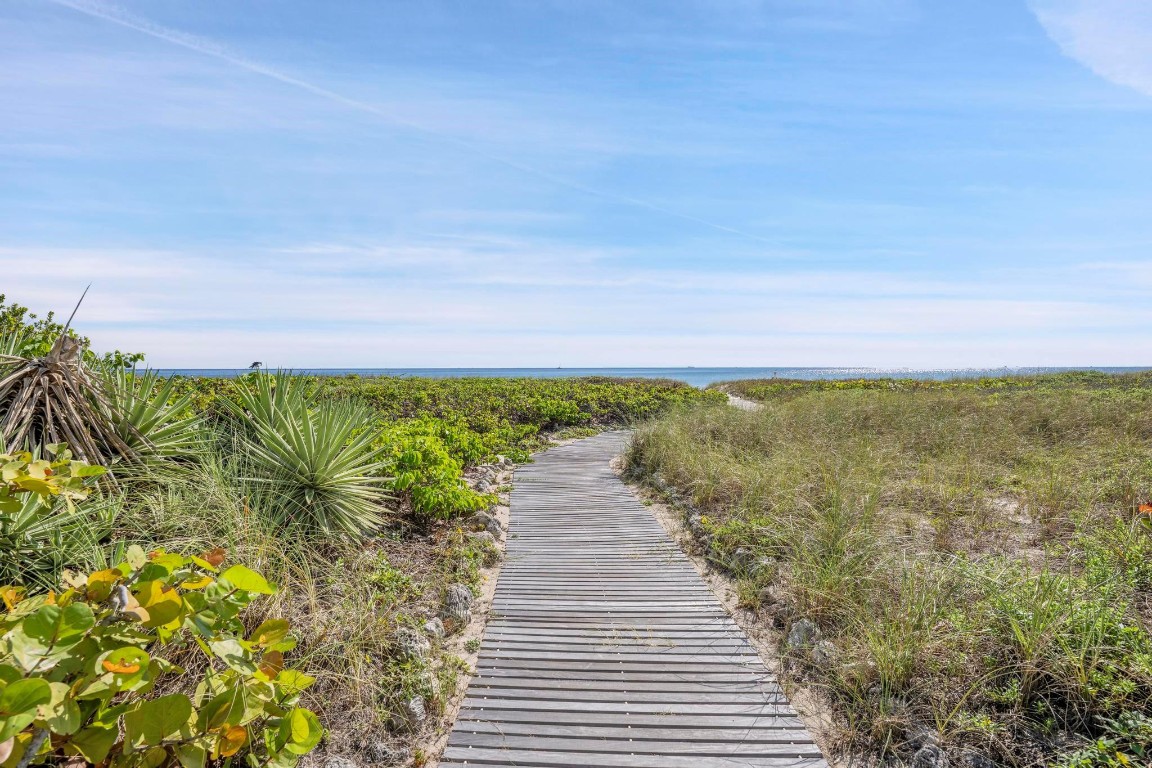 1900 S Ocean Blvd 6S