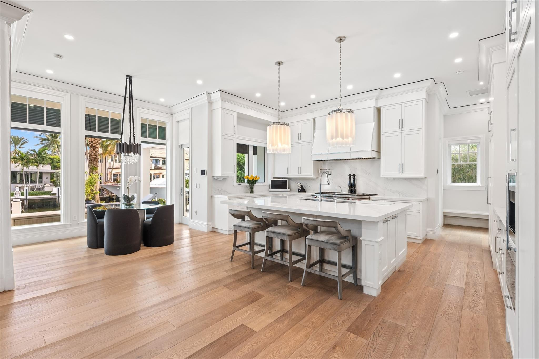 400 Coral Way