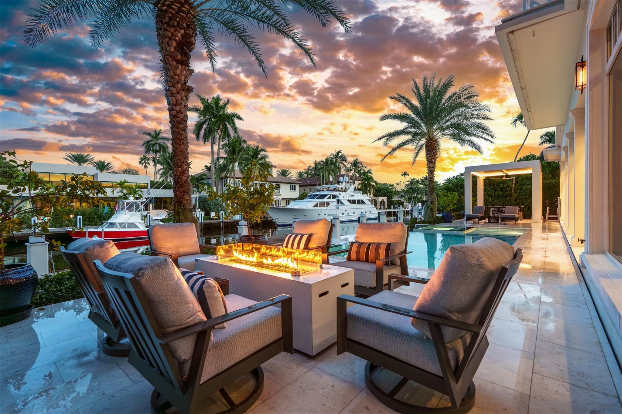 400 Coral Way