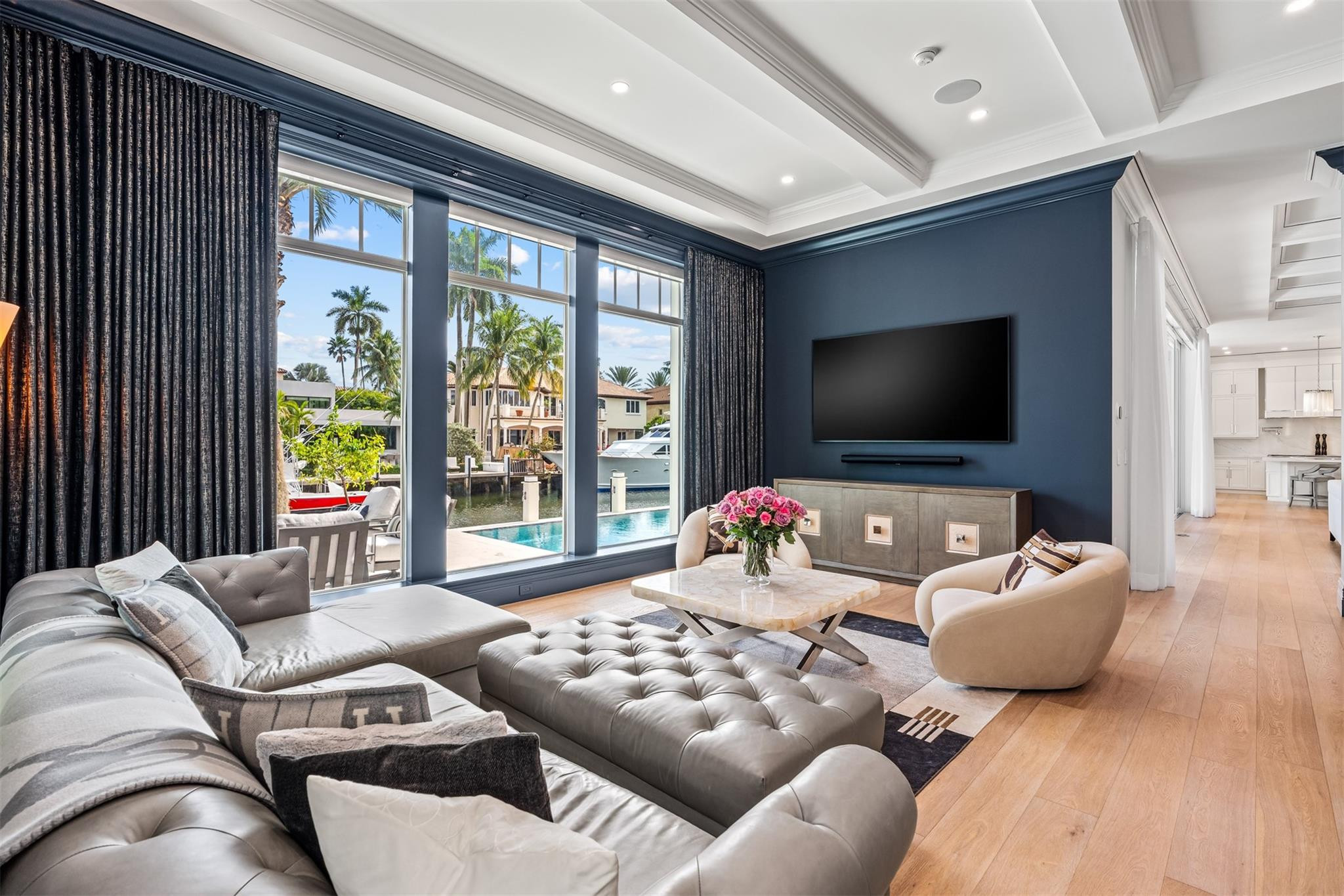 400 Coral Way