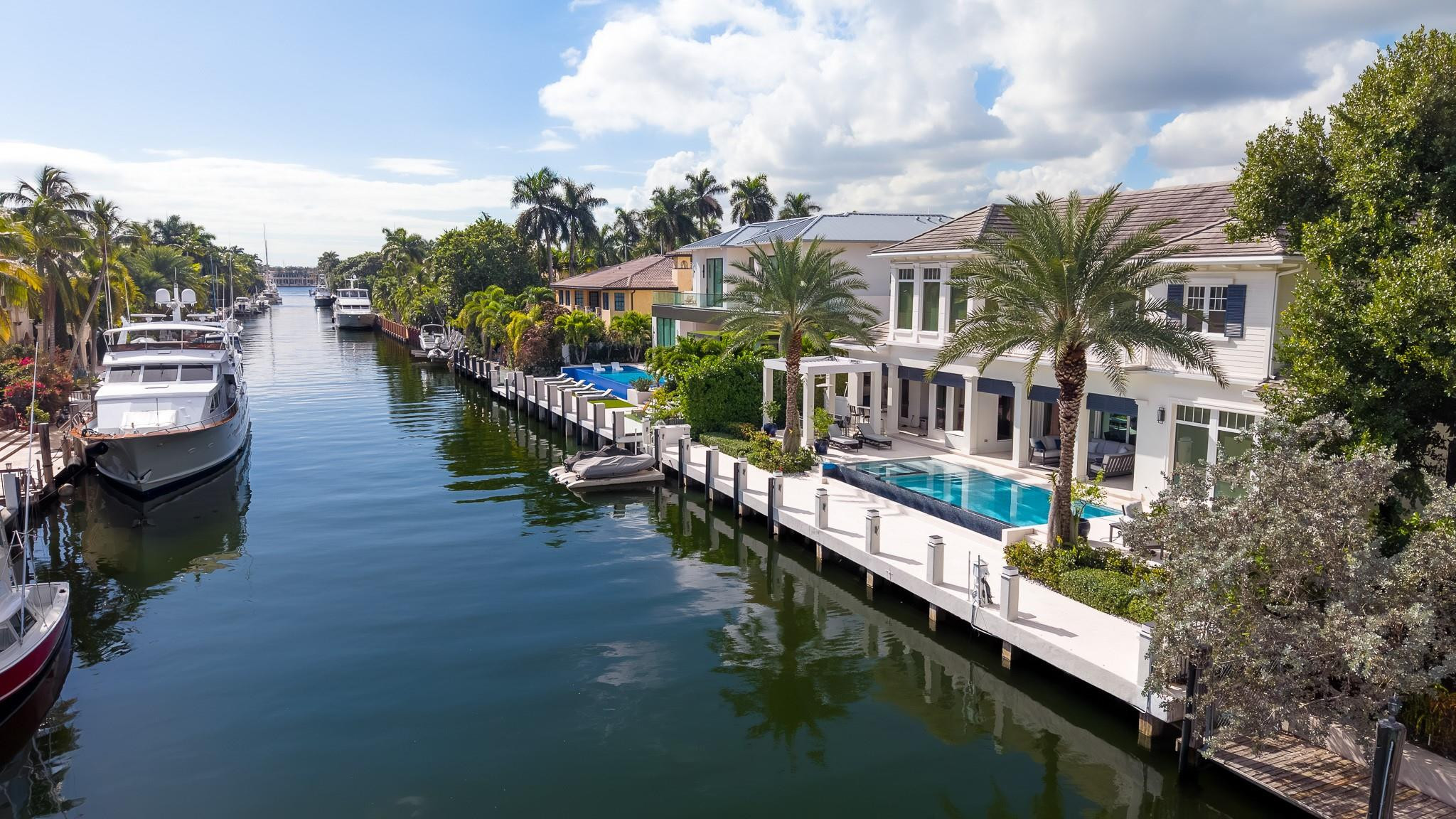 400 Coral Way